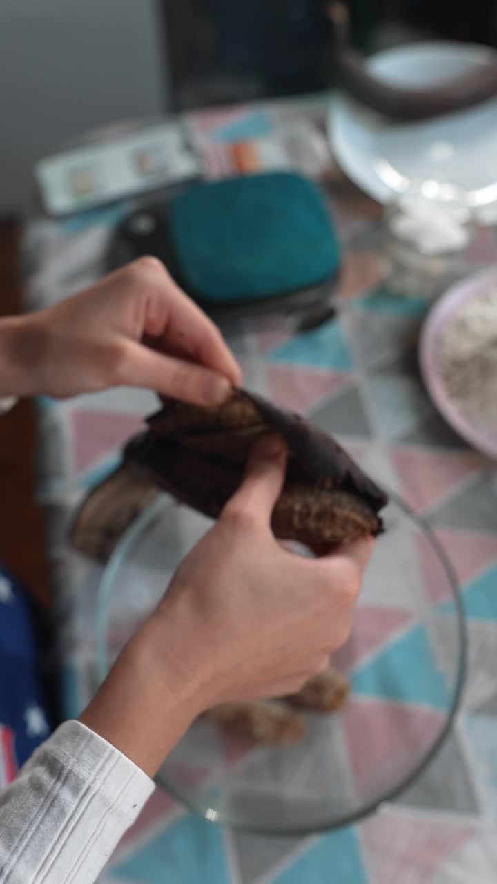 불타버린 바나나 디저트 준비