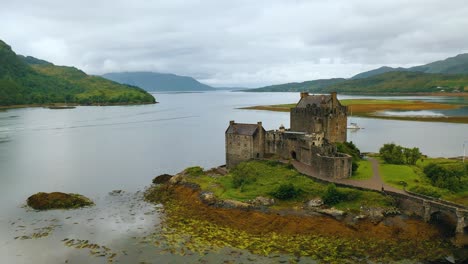 eilean donan in scottish highlands, scotland, beautiful medieval castle on loch duich, united kingdom