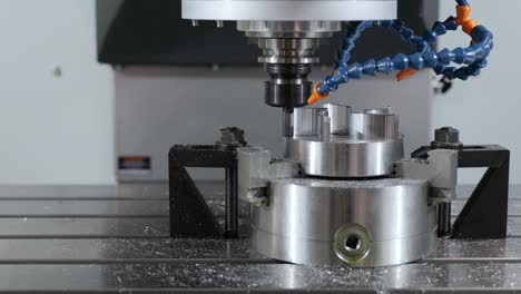 CNC-Fräsmaschine-Für-Die-Metallbearbeitung.