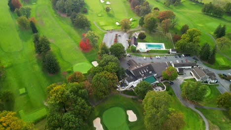 Vista-Aérea-Por-Drones-Del-Club-De-Campo