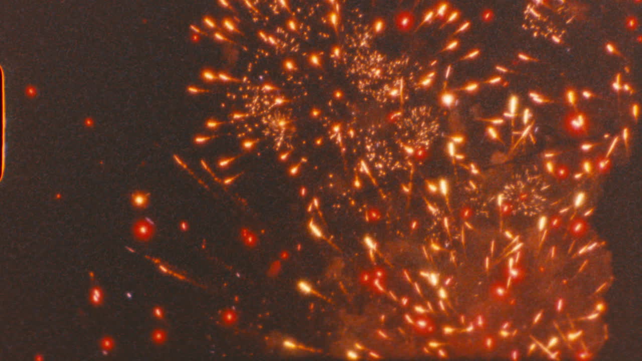 espectáculo de fuegos artificiales coloridos por la noche