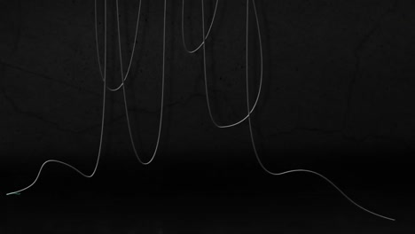 Animation-Von-Elektrokabeln-Mit-Elektrobolzen-Auf-Schwarzem-Hintergrund