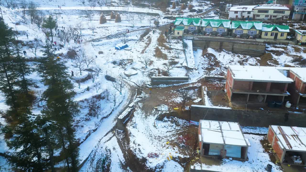 kufri shimla에서 강설 후 조감도