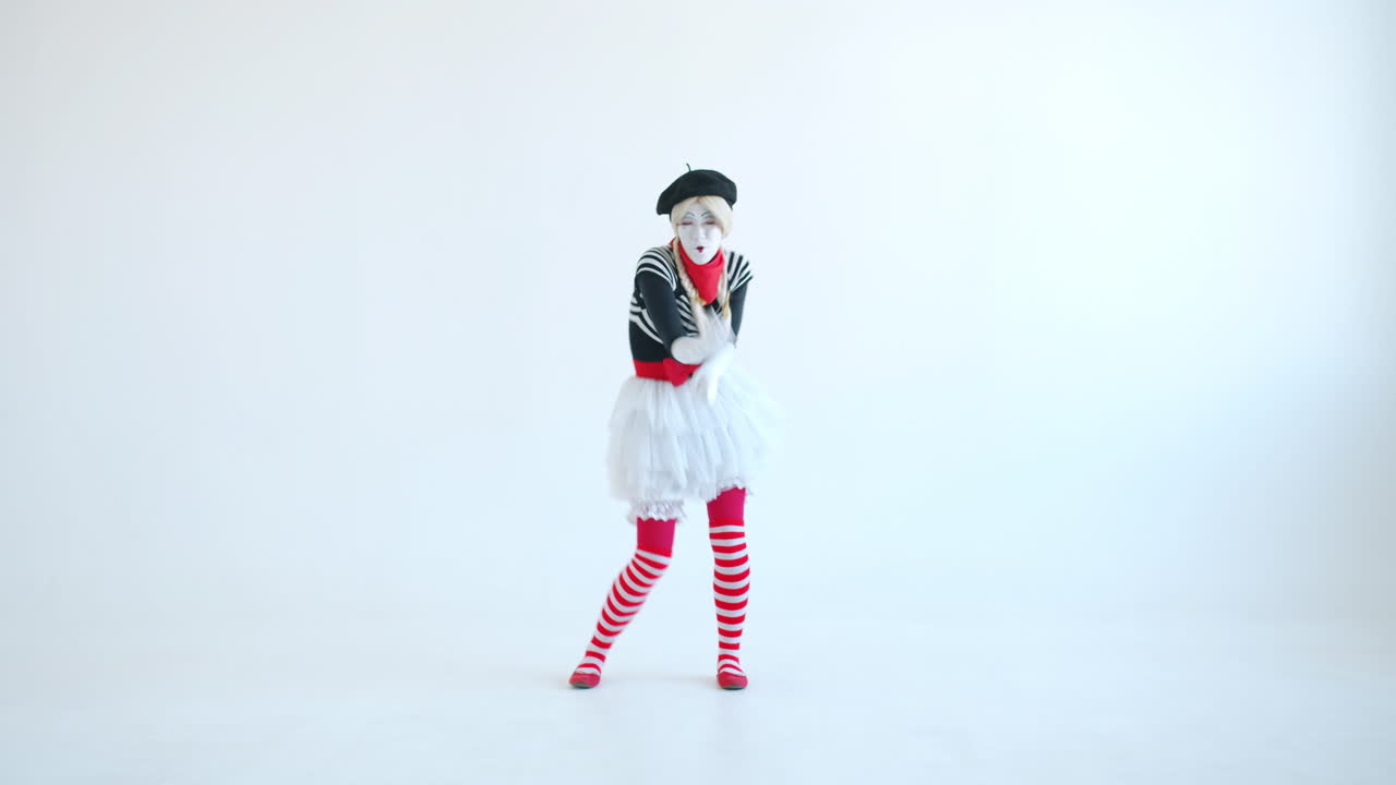 Mime Performance
