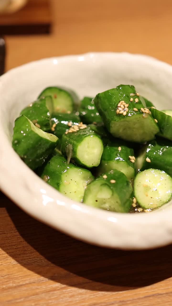 손 은 그 에 스틱 으로 채소 를 는 것