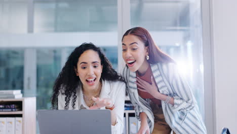 Mujeres-De-Negocios,-Celebración