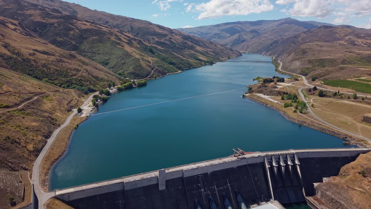 Scenic Clyde Dam near Cromwell, concrete marvel of Contact Energy, New Zealand