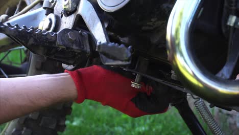 reparación y mantenimiento de motocicletas
