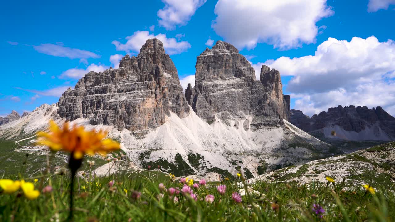 parque natural nacional de tre cime en los alpes dolomitas. la hermosa naturaleza de italia.