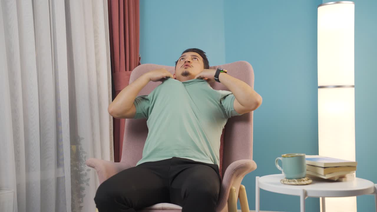 신경 ⁇ 약을  ⁇ 고 있는 사람은 화가 나고 기분이 좋지 않습니다.