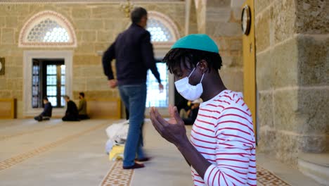 african teenager believer muslim