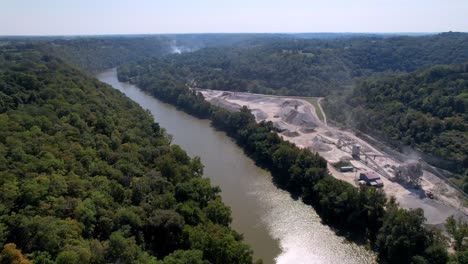 Kentucky-River-Luftaufnahme-In-Der-Nähe-Der-Wild-Truthahn-Brennerei