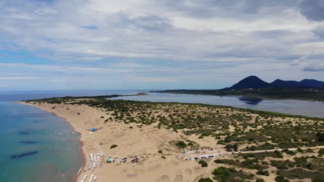 imágenes aéreas en 4k de la costa de corfú