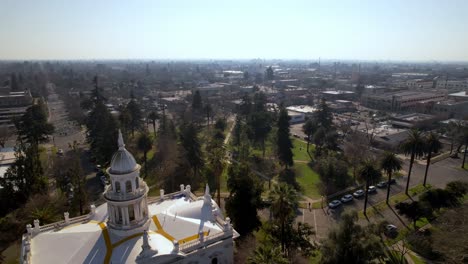 Merced,-Kalifornien-Antenne-über-Dem-Gerichtsgebäude