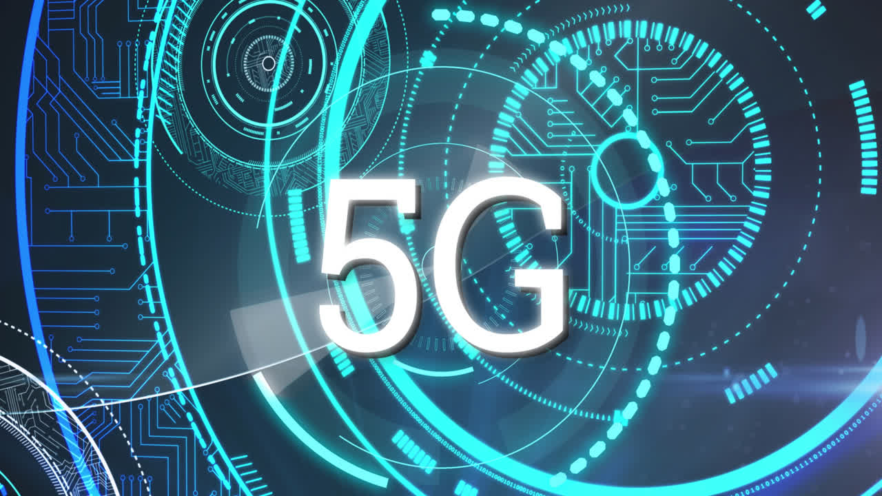 animazione della parola 5g su forme fatte di connessioni di microprocessore