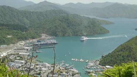 Watch-a-ferry-gracefully-turn-in-the-harbour