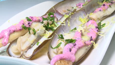 prepared clams with pink sauce