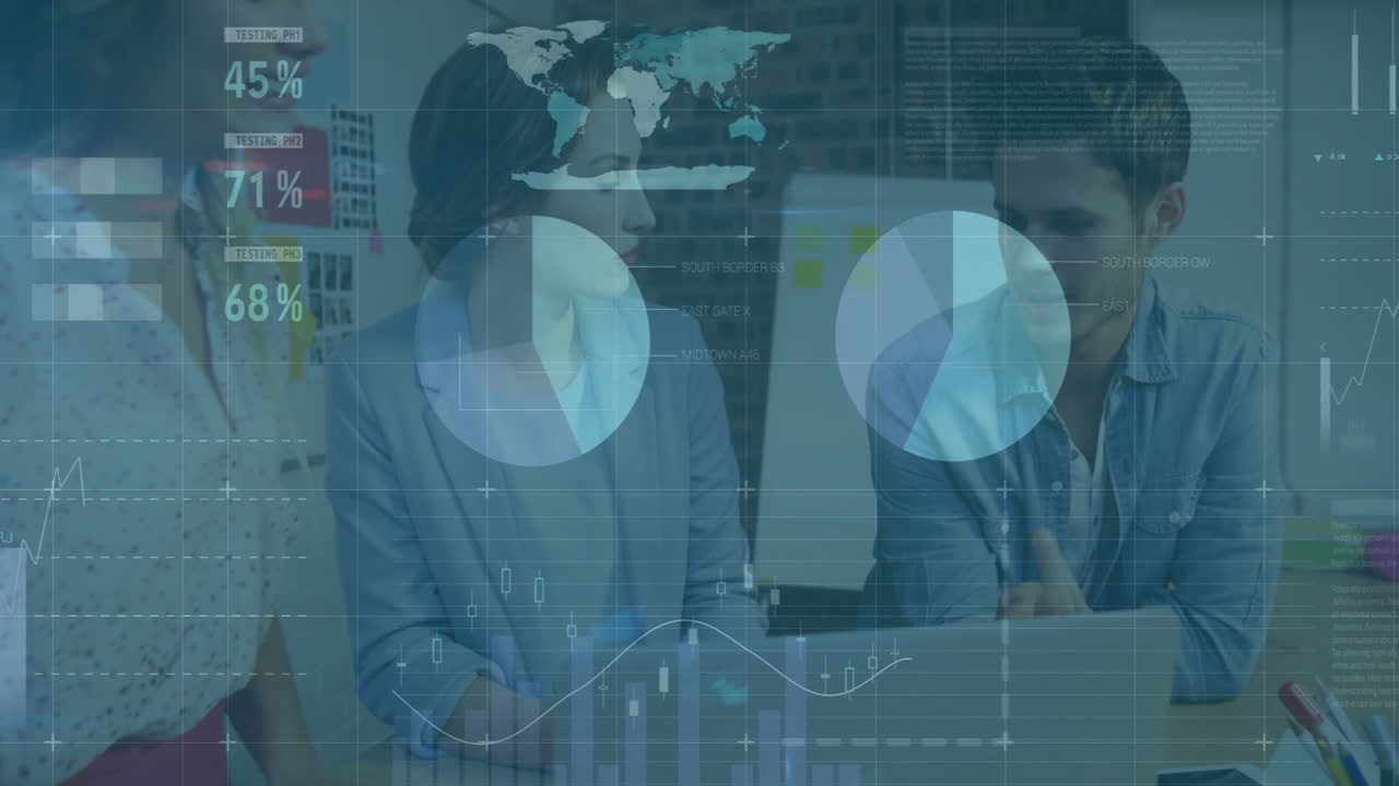 animación del procesamiento de datos financieros sobre diversas personas de negocios en la oficina