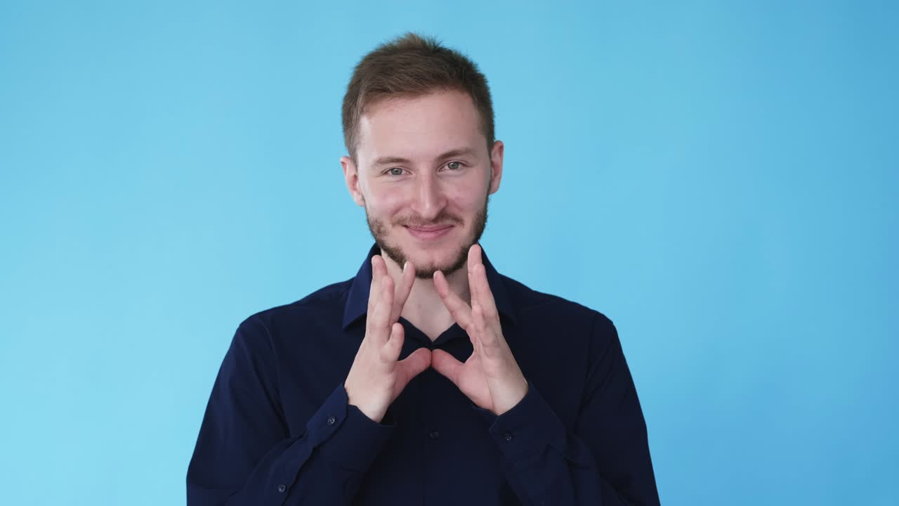 음모를 꾸미는 남자 복수 계획 악의 속임수 슬리 gif 루프