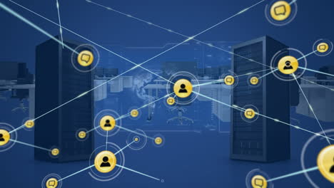 animación de la red de iconos digitales y procesamiento de datos a través de servidores informáticos y modelo de oficina 3d