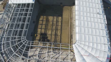 vista aérea de un estadio en construcción