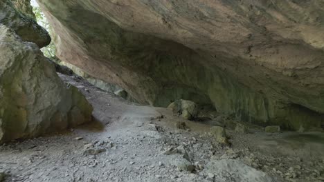 Drohnenaufnahmen-Im-„Valle-Scappuccia“,-Einem-Wunderschönen-Ort-In-Italien-Zum-Wandern