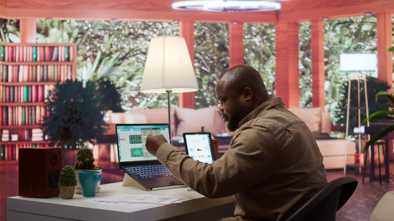 Entrepreneur using a card to make an online shopping payment