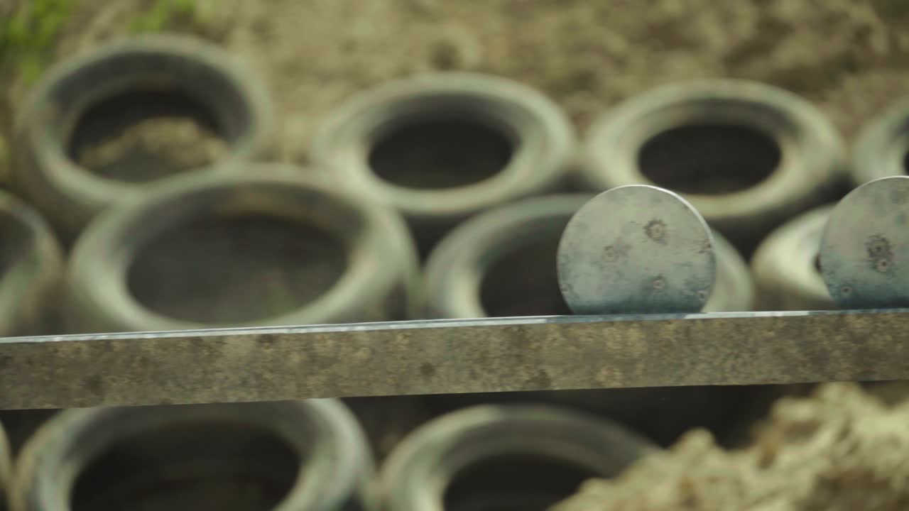 철 표적은 사거리에서 총을 는 동안