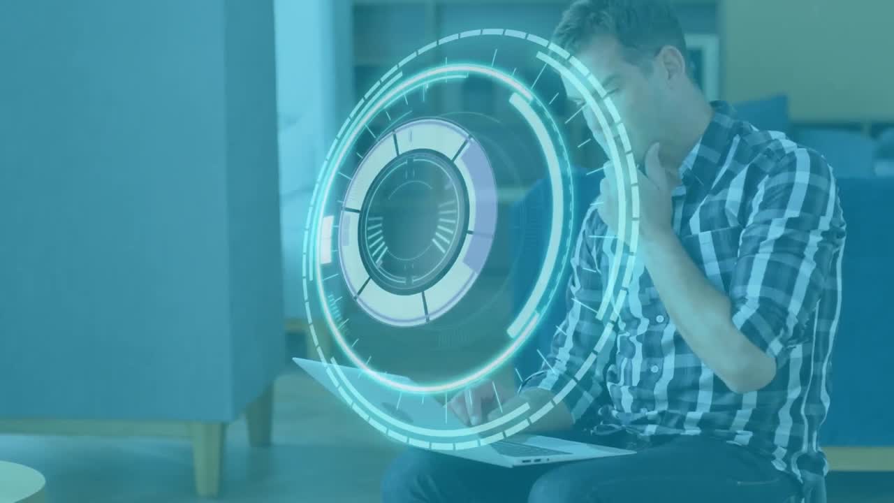 animación del alcance con procesamiento de datos sobre un hombre de negocios que usa una computadora portátil