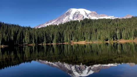 hermoso día de otoño en mt