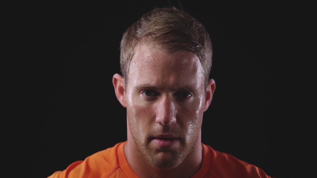 hombre atlético después del ejercicio