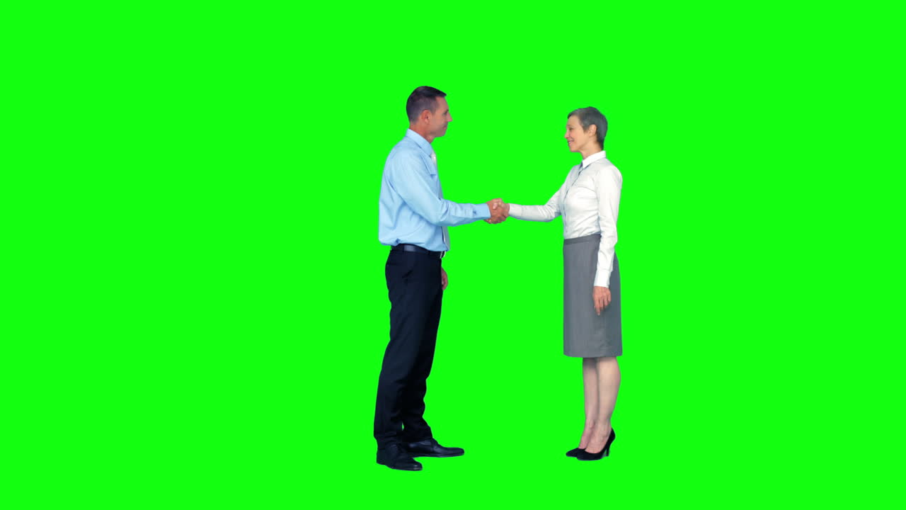 Uomini d'affari che si stringono la mano