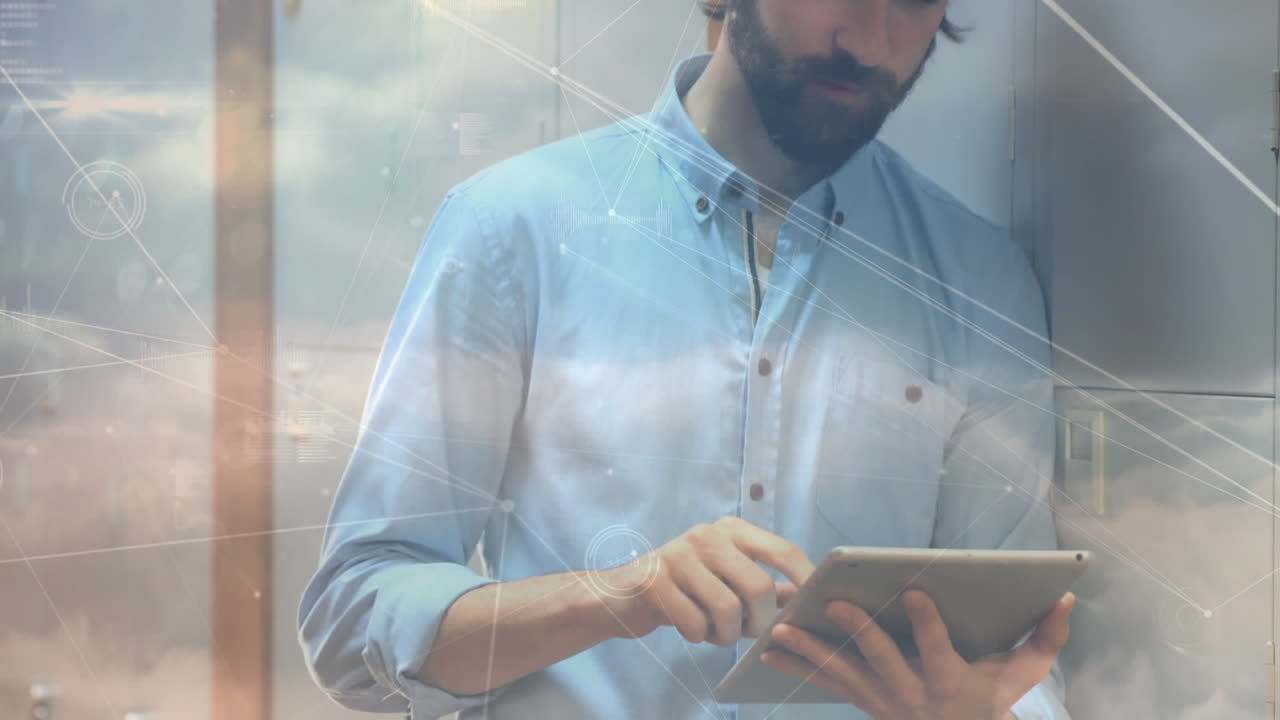 animación de la red de conexiones a través de un estudiante masculino usando una tableta