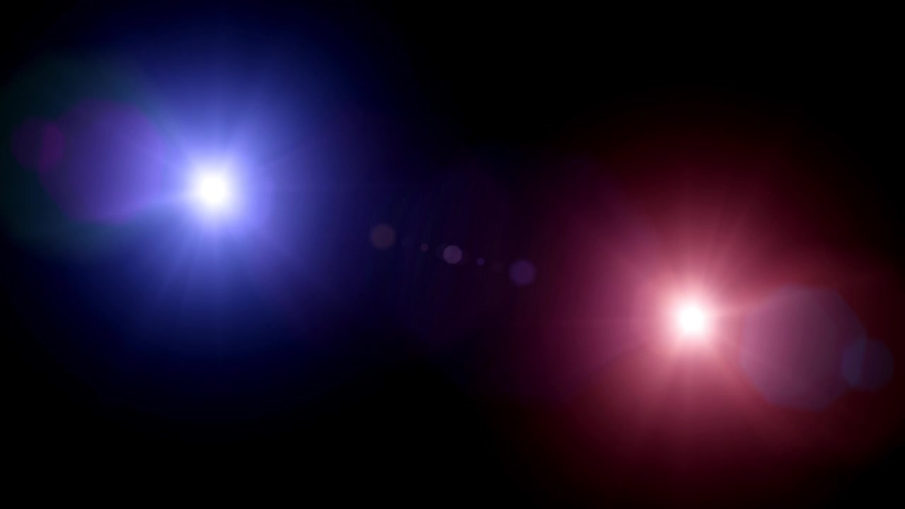 Bagliori colorati dinamici dell'obiettivo che appaiono e scompaiono