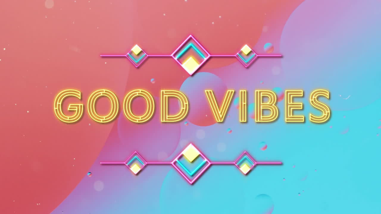 Animazione del testo 'good vibes' su forme blu e rosa