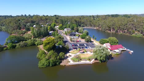 daylesford lake house