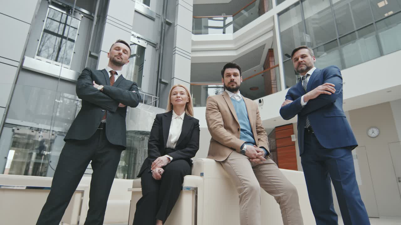 retrato de los socios comerciales y sus abogados