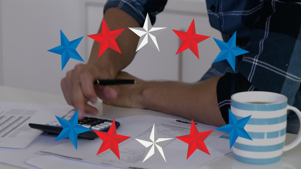 Animazione di stelle sulle mani di un uomo birazziale che usa una calcolatrice