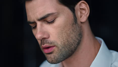 Handsome-businessman-face-focusing-on-job.-Portrait-of-thinking-male-manager