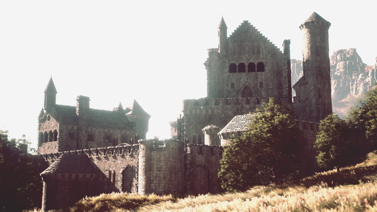 misteriosas ruinas del antiguo castillo
