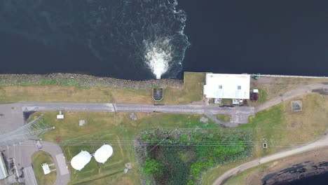 aerial view of a hydroelectric dam and power plant