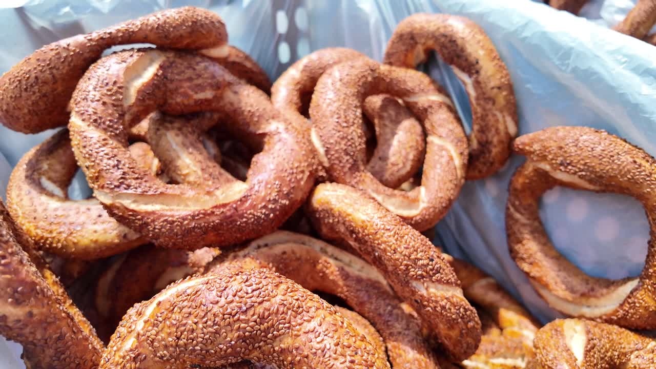 Pile of simit bagels