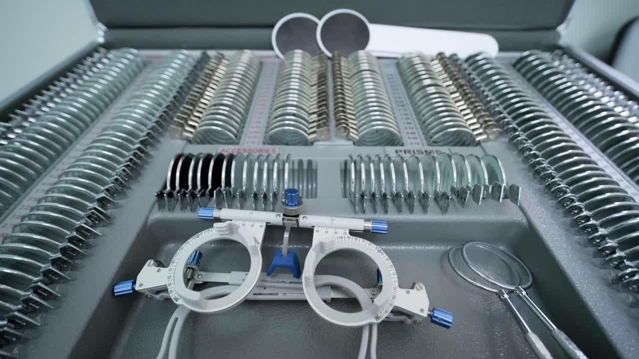 Eyeglass Lens Testing Equipment