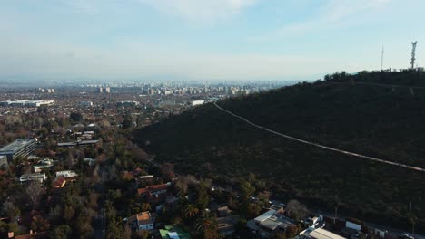 Observatorium-Und-Naturpark-Cerro-Calan,-Santiago,-Chile