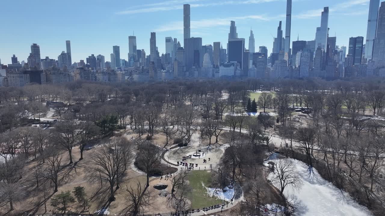 Central Park At Manhattan In New York United States. Downtown City. Leisure Park Landscape. Central Park At New York United States. Metropolitan District. Winter Scenery