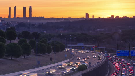 Zeitraffer-Des-Sonnenaufgangs-In-Madrid,-Spanien