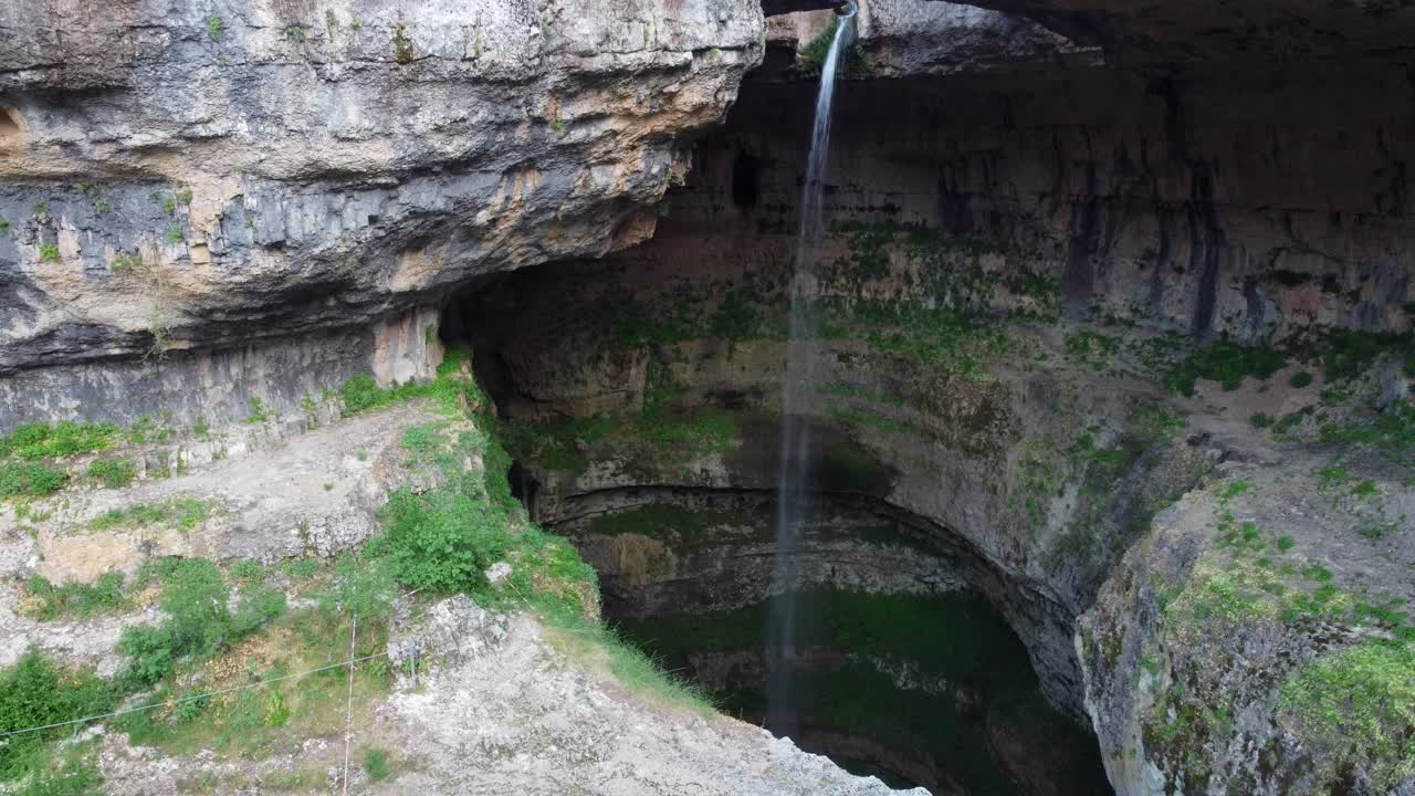 balaa gorge sinkhole, tannourine, batroun, 레바논의 baatara 협곡 폭포