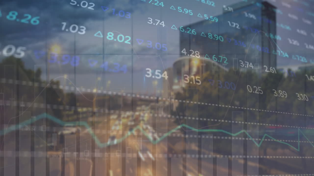 animación de gráficos y tablero de negociación sobre vehículos en movimiento en la carretera y construcción contra el cielo