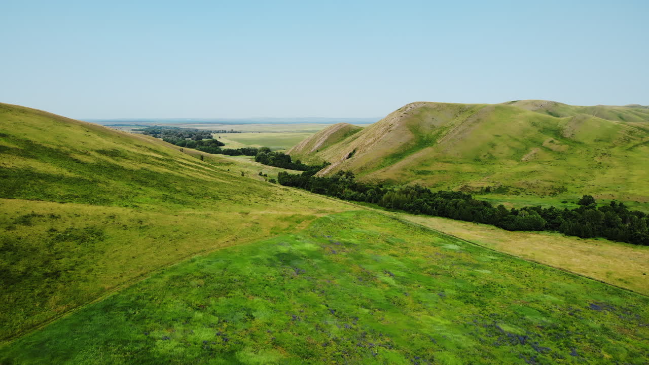 пейзаж зеленых холмов