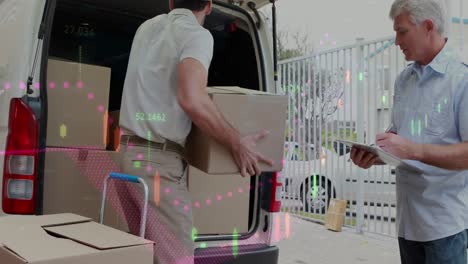 procesamiento de datos estadísticos contra el repartidor caucásico apilando cajas de entrega en su furgoneta